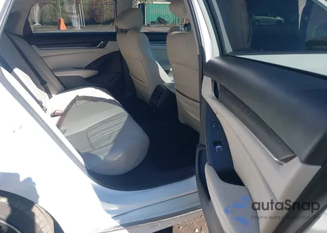 2022 Honda Accord Hybrid Touring from USA, damaged, VIN 1HGCV3F96NA002392